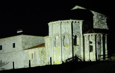 Vista da absida do Monasterio